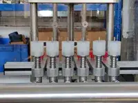 Automatische Flaschenspülmaschine