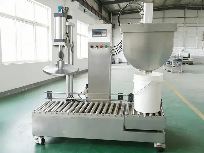 10L-30L Eimer-Flüssigkeitsabfüllmaschine