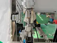 Automatische Nachlauf-Verschließmaschine